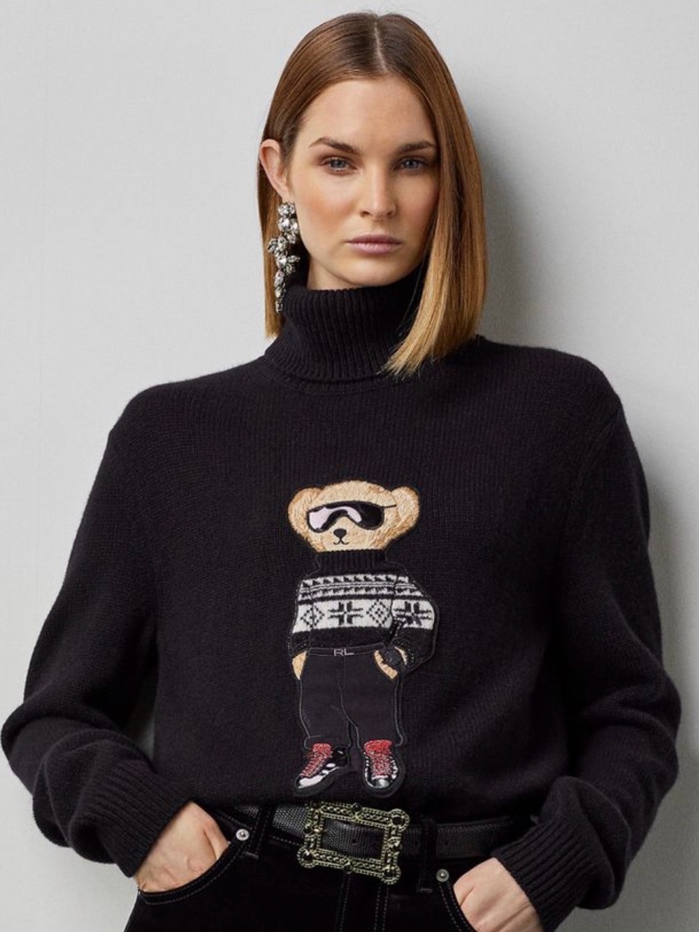 RALPH LAUREN COLLECTION
Nordic Ski Bear Cashmere Turtleneck